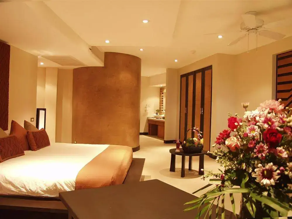 Пхукет: Aspasia Phuket