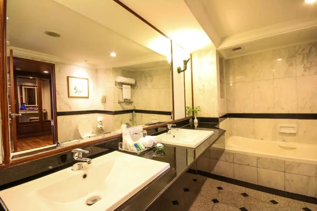 Бангкок: Golden Tulip Sovereign Hotel Bangkok