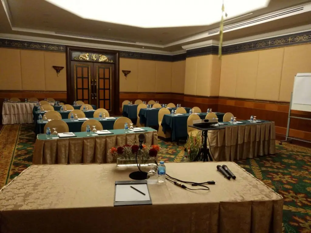 Бангкок: Golden Tulip Sovereign Hotel Bangkok
