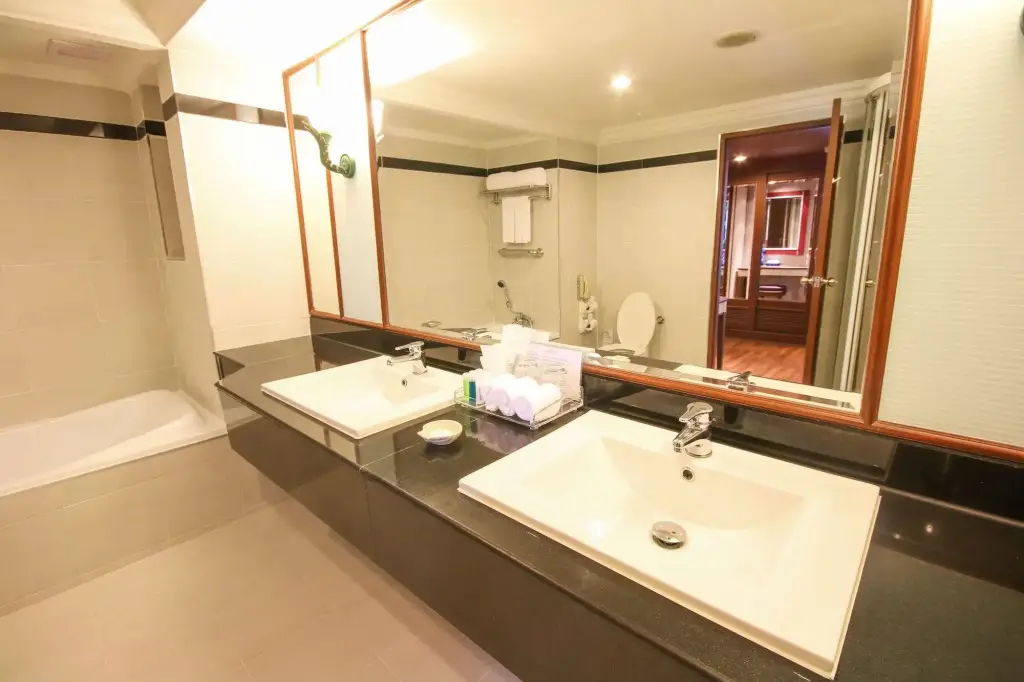Бангкок: Golden Tulip Sovereign Hotel Bangkok