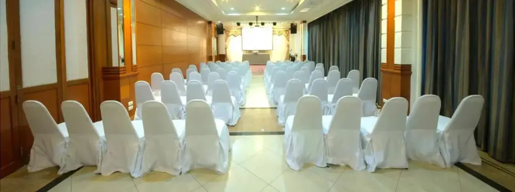 Исторический парк Kamphaeng Phet: Chakungrao Riverview Hotel