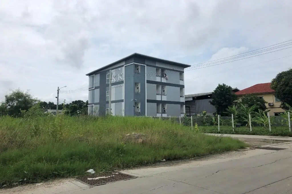 Банг Пхли: OYO 1159 K and K Apartment