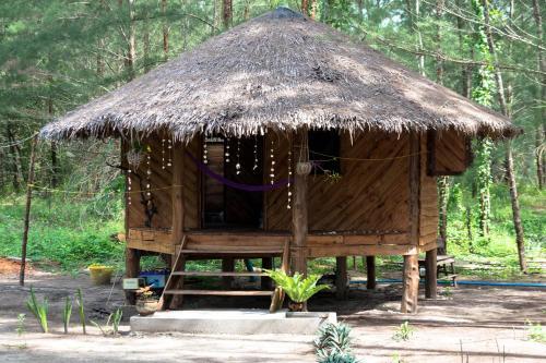 Кху Ра Бу Ри: Tawan Bar and Bungalow