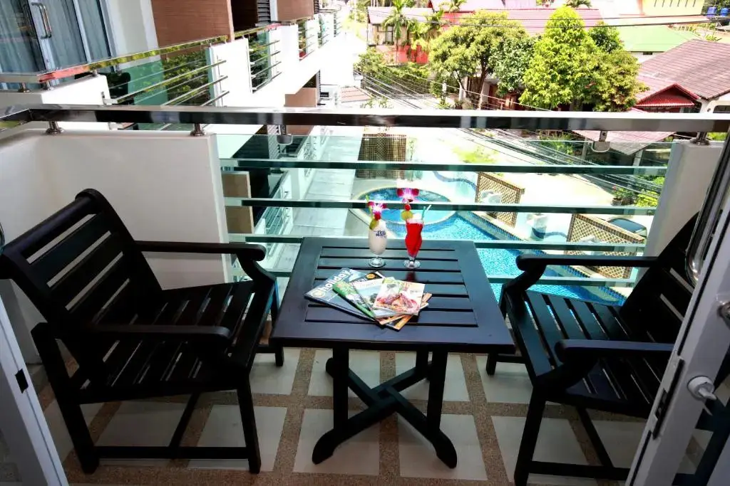 Самуи: First Residence Hotel