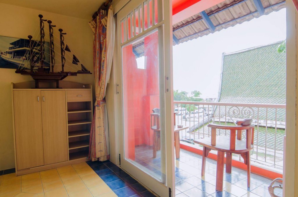Anda Orange Pier Guesthouse — фото 1