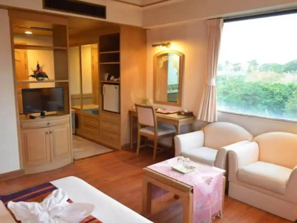 Чиангмай: Bossotel Chiang Mai