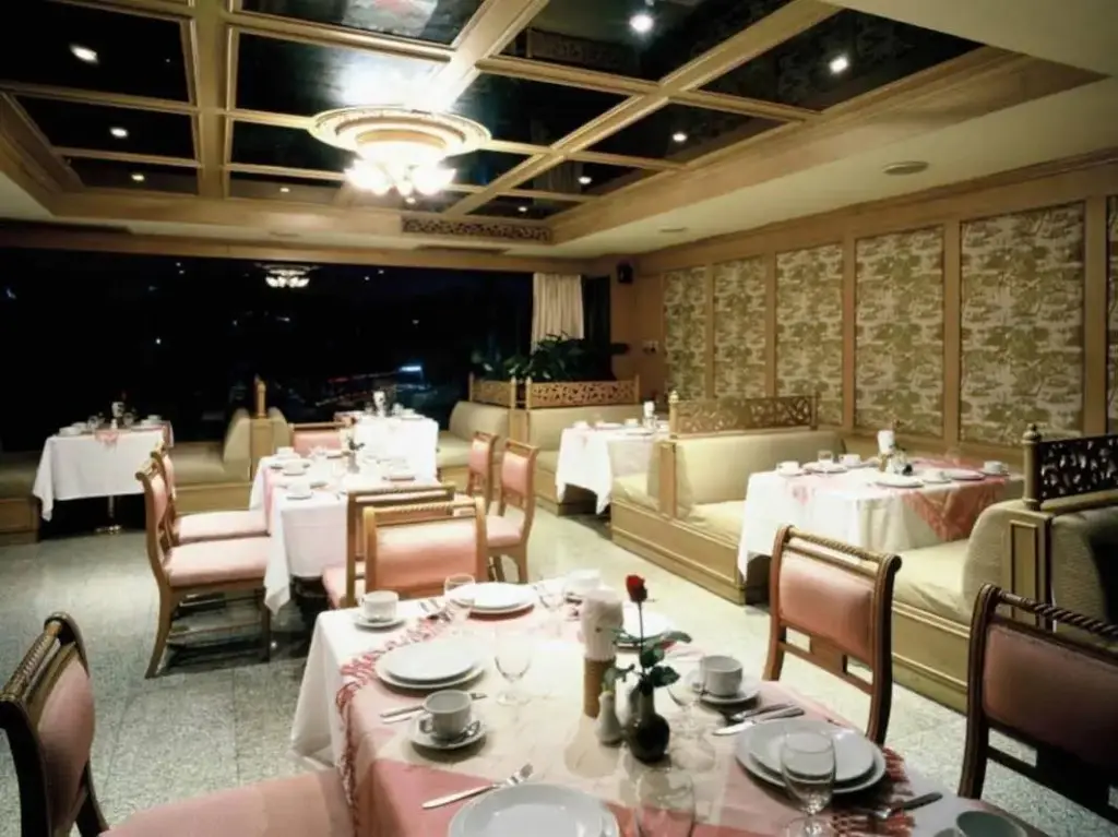 Чиангмай: Bossotel Chiang Mai