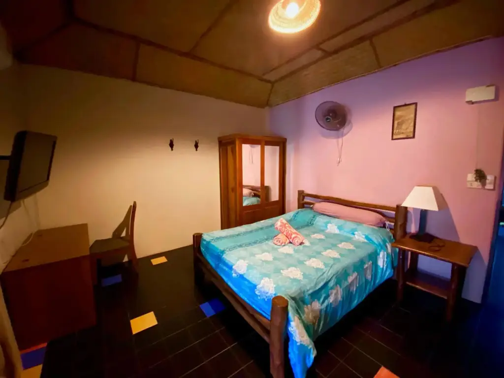 Муанг: Shanti Lodge Phuket