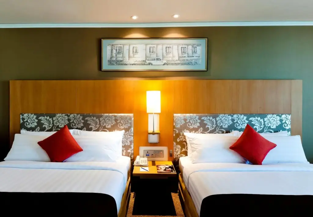 Бангкок: Royal Princess Larn Luang