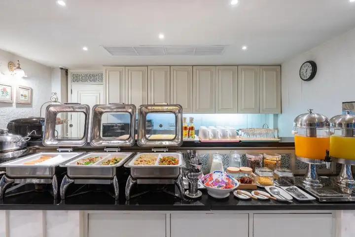 Бангкок: La Petite Salil Sukhumvit 8