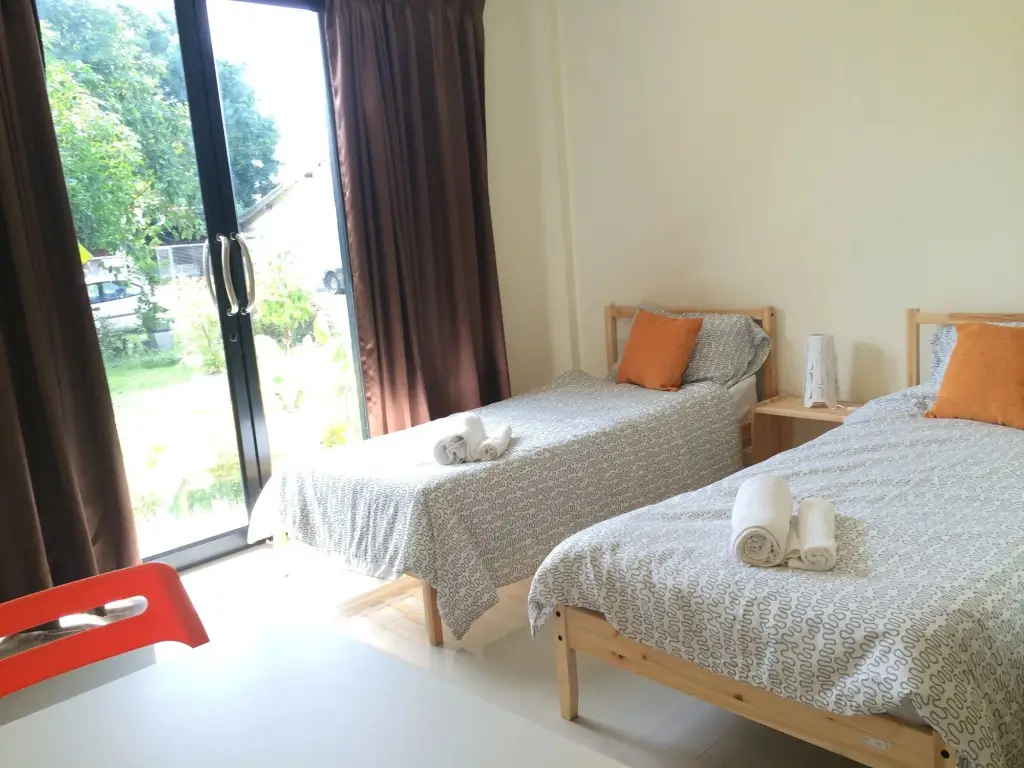 Накхонситхаммарат: Montra Nakhon Guesthouse