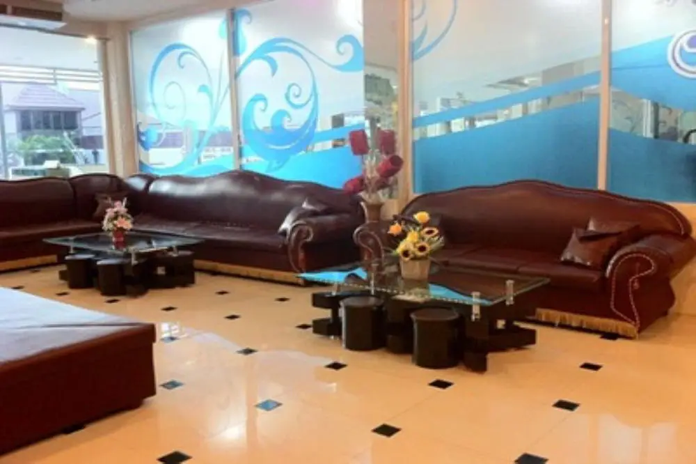 Хатъяй: Sky Park Hotel