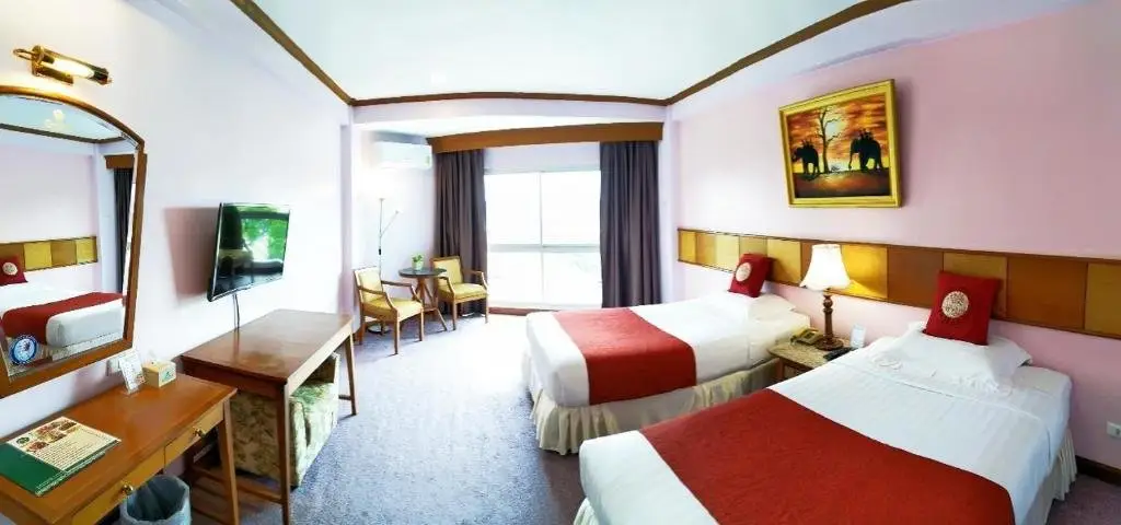Так: Viangtak Riverside Hotel