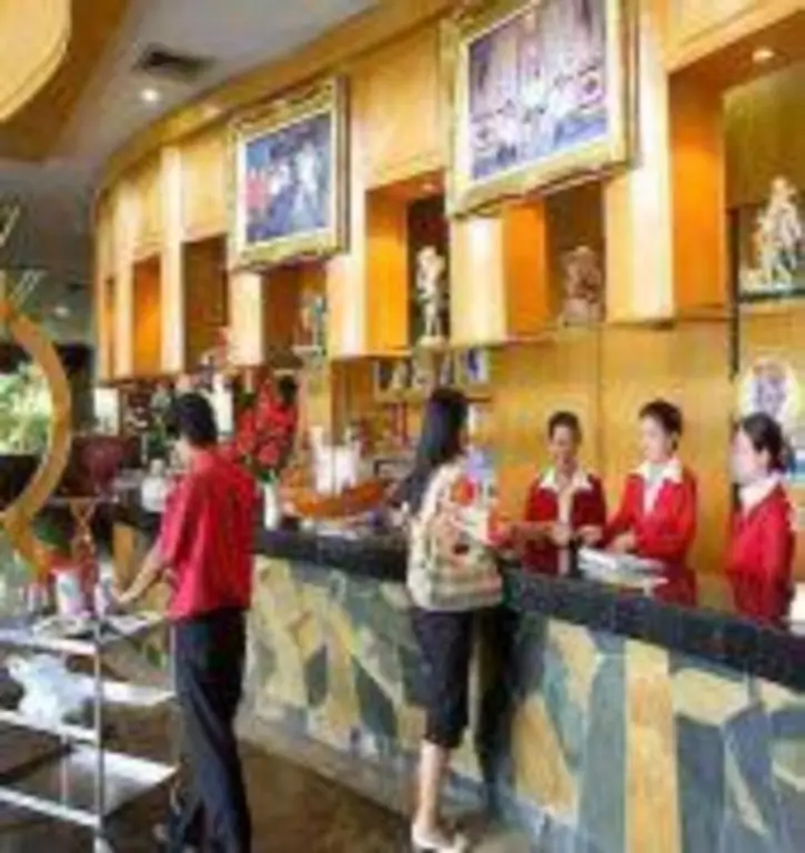 Бангкок: 13 Coins Hotel Bang Yai