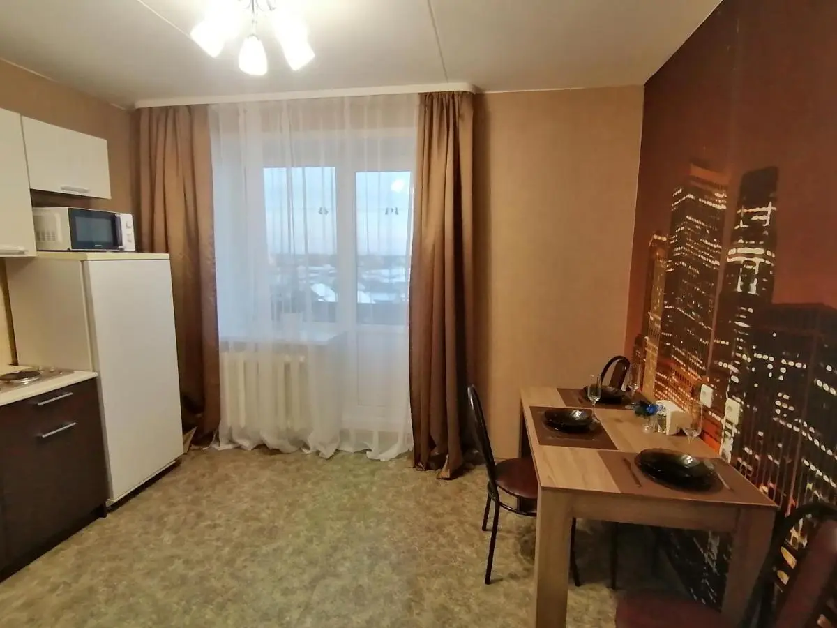 Великий Новгород: Уютная 1 к.кв. недалеко от центра.