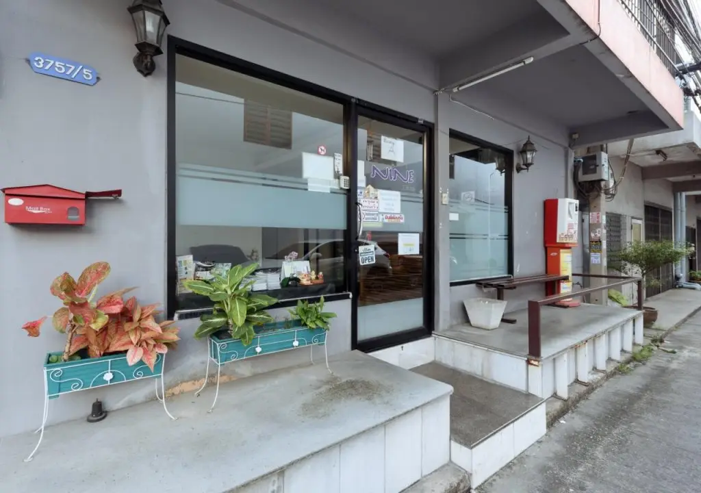 Бангкок: Nine Place - Sukhumwit Soi 40-Rama4 branch