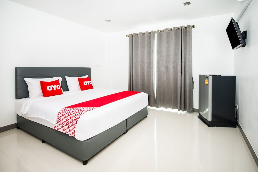 Тхаланг: Salamat Bangtao by OYO Rooms