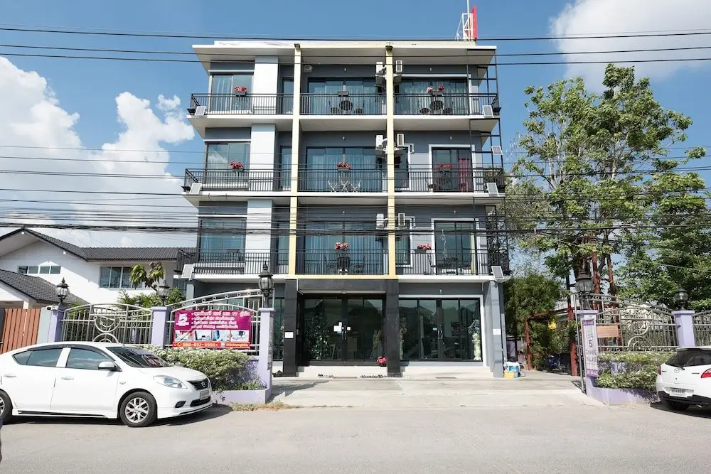 Бангкок: 5 Chang Palace