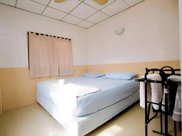 Бангкок: At Home Guest House