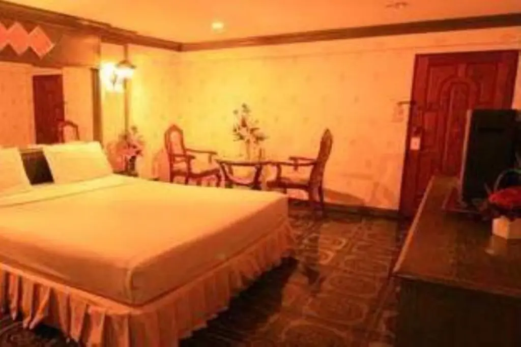Бангкок: 13 Coins Airport Grand Resort