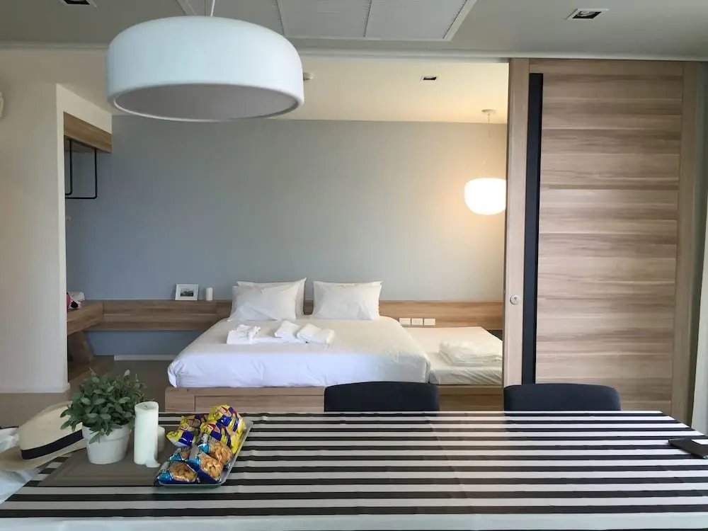 Хуахин: Wan Vayla Luxury Condo Hua Hin