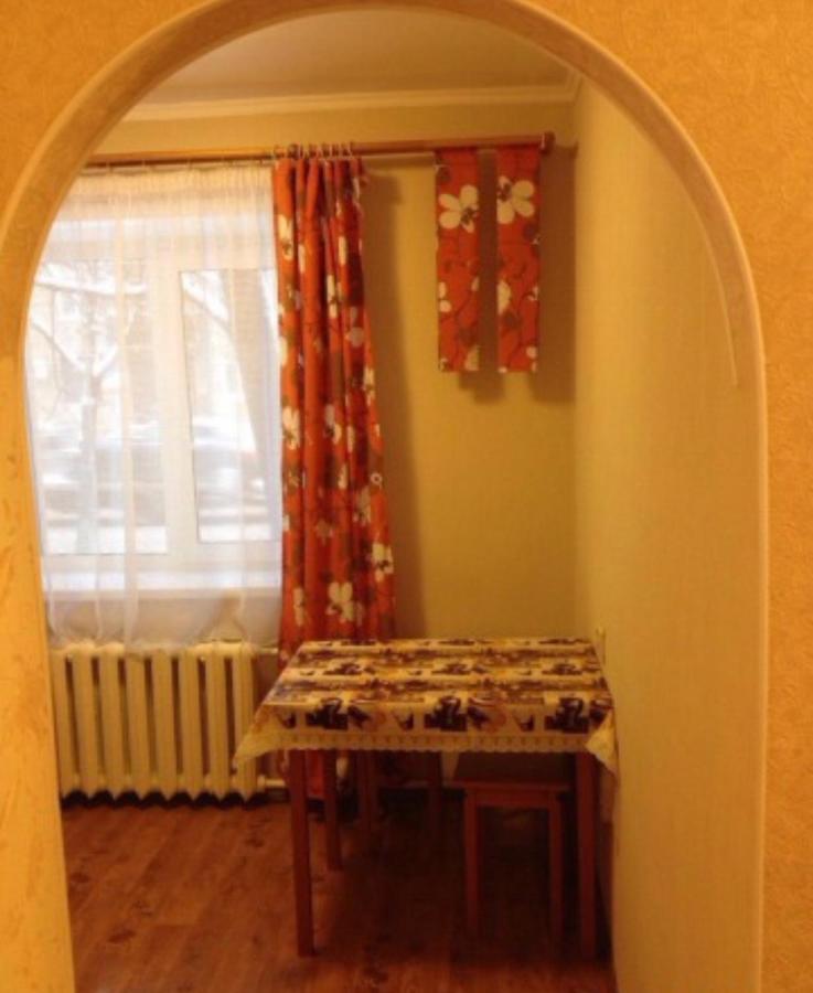 Великий Новгород: Apartment on Prusskaya 3