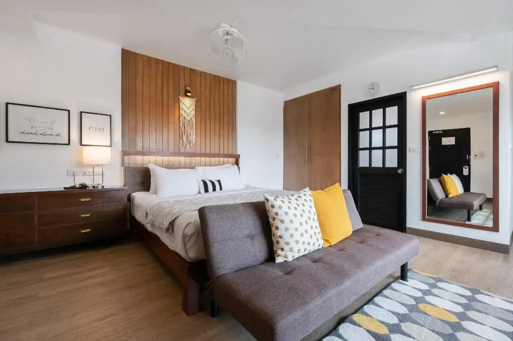 Паттайя: The Corner Lodge
