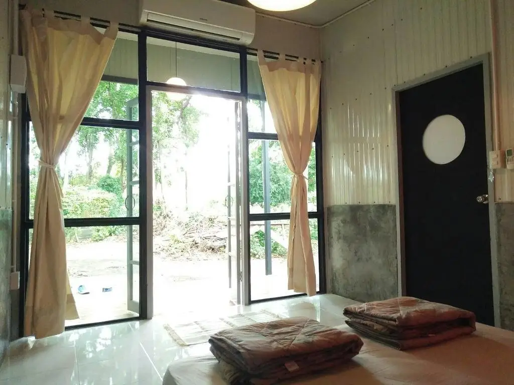 Канчанабури: Duangdee Room