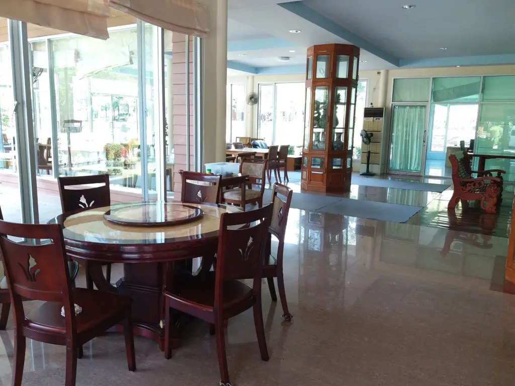 Накхоннайок: Phuaob Namsai Country Resort