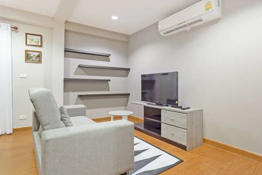 OYO 995 Blue Cafe Apartment — фото 1