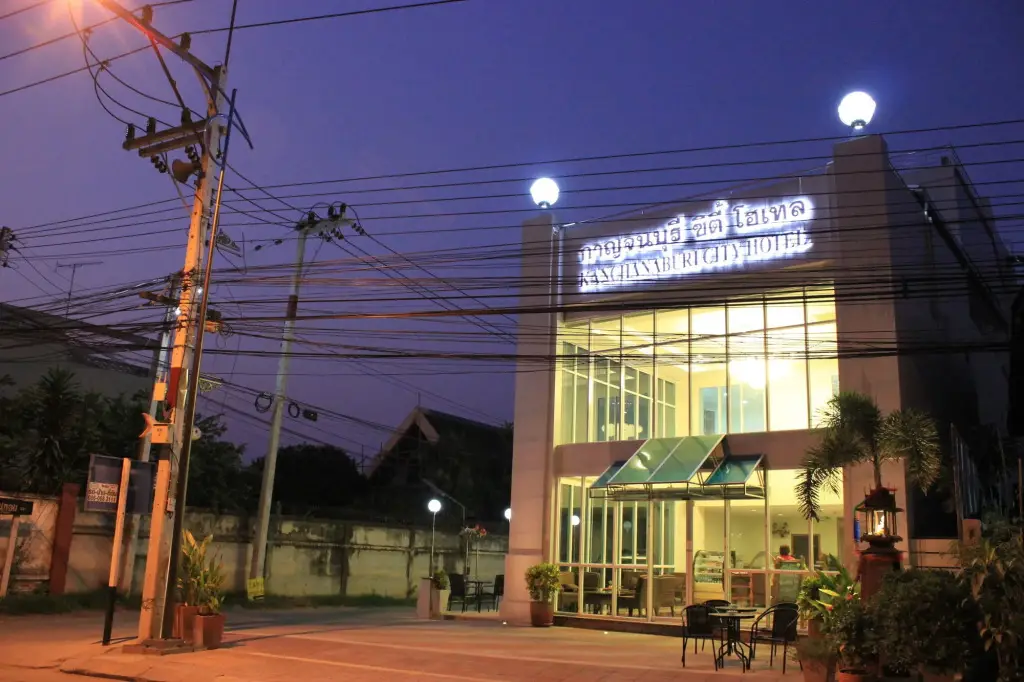 Kanchanaburi City Hotel — фото 1