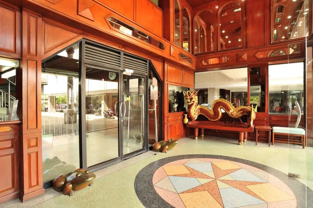 Бангтхорат: AP apartment om noi
