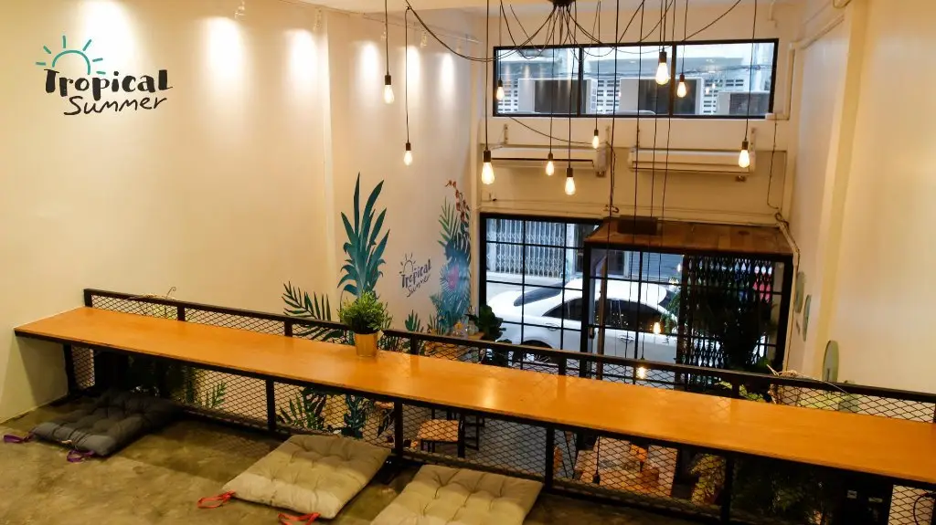 Бангкок: Tropical Summer Cafe & Hostel