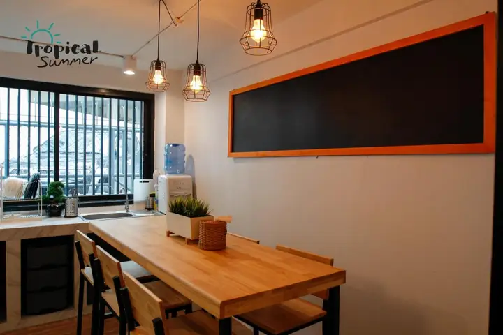 Бангкок: Tropical Summer Cafe & Hostel