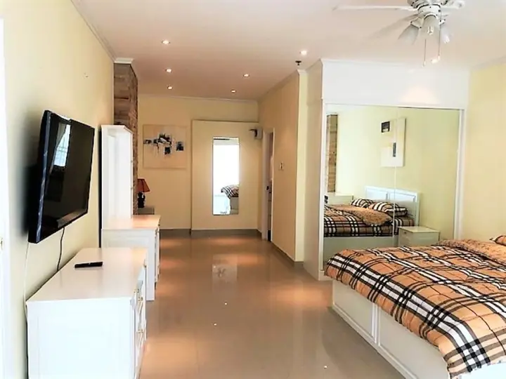 Паттайя: 1 Bedroom Apartment at View Talay 5