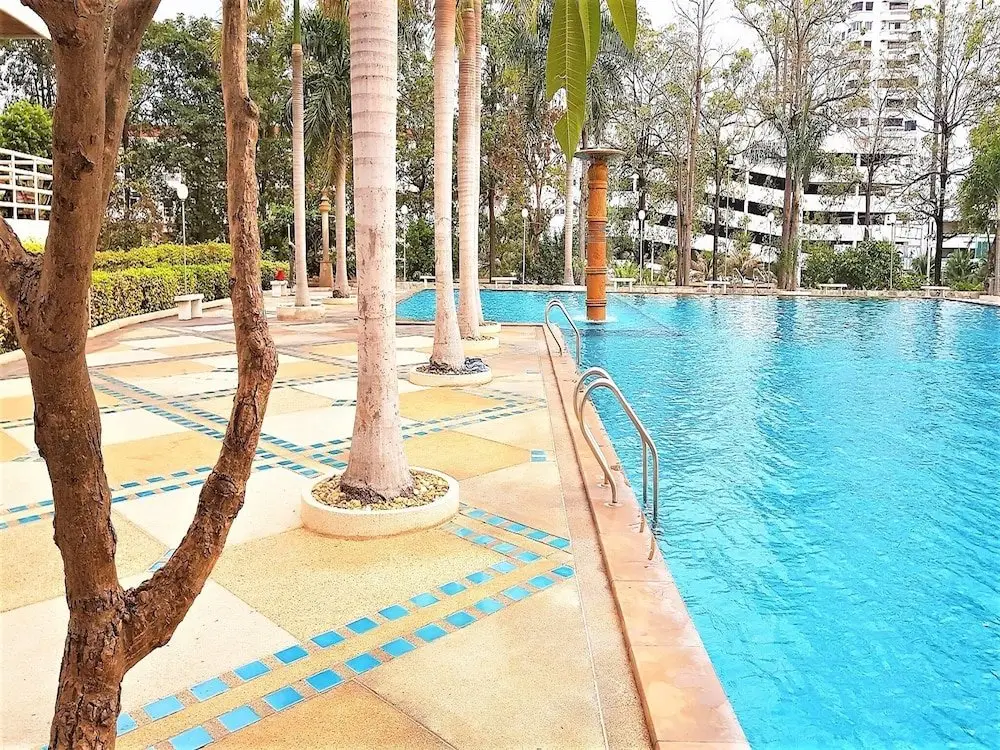 Паттайя: 1 Bedroom Apartment at View Talay 5