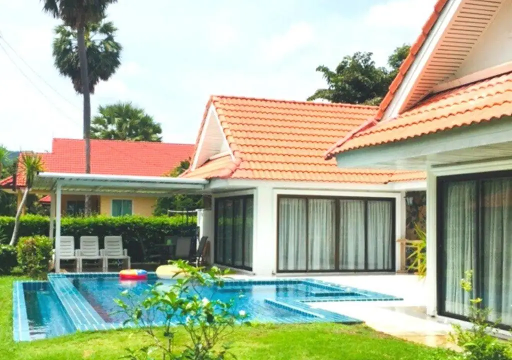 Сам-Рои-Йот: Baan Golden Suite