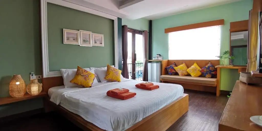 Ко-Липе: Island Cafe and Hostel