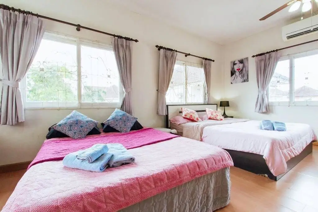 Паттайя: Captivating 3-bed Villa in Muang Pattaya