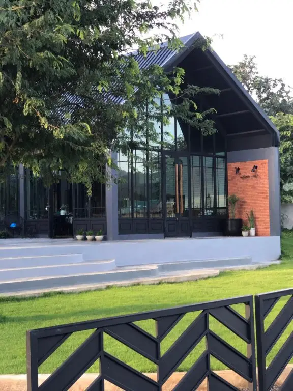Нонг Нам Дэнг: adoor hotel khao yai