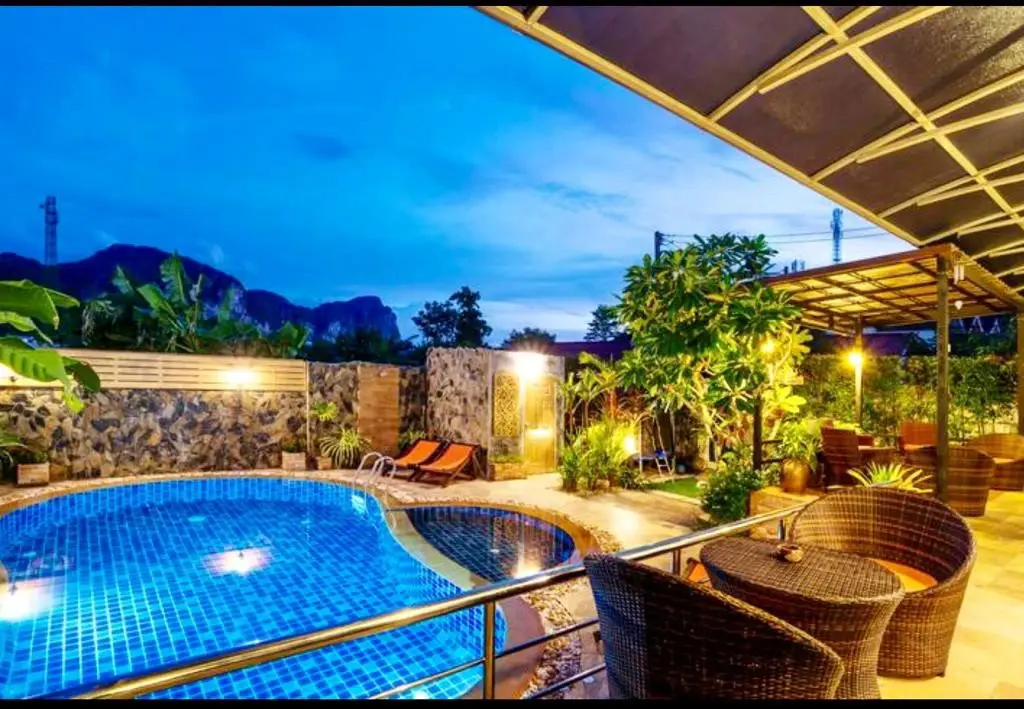 Краби: Aonang Serene 3 Bedrooms Private Pool Villas with Backyard