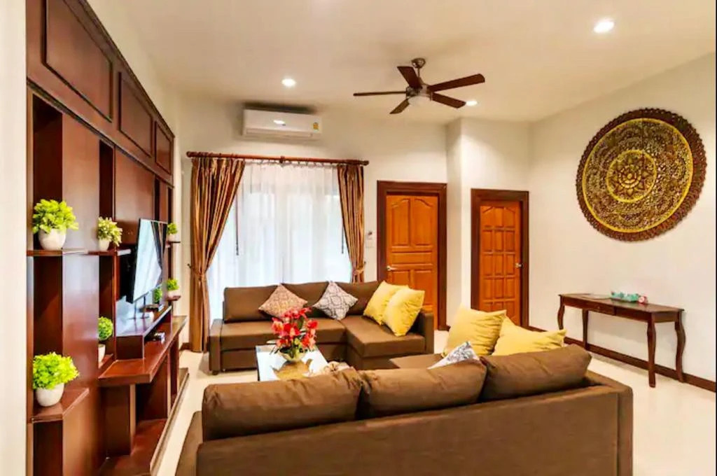 Краби: Aonang Serene 3 Bedrooms Private Pool Villas with Backyard