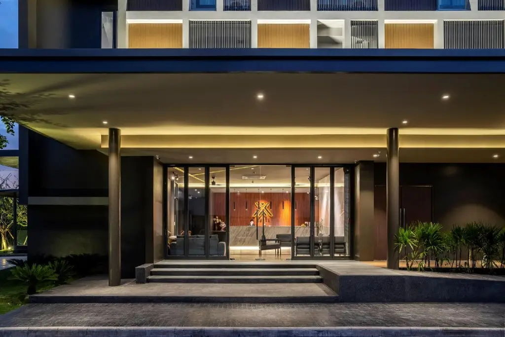 XOTEL (SHA Extra Plus) — фото 1
