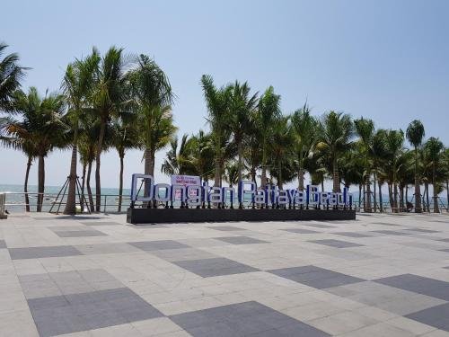 Паттайя: Ons Moeder Restaurant & Guesthouse - 3 (50 meters to the beach)