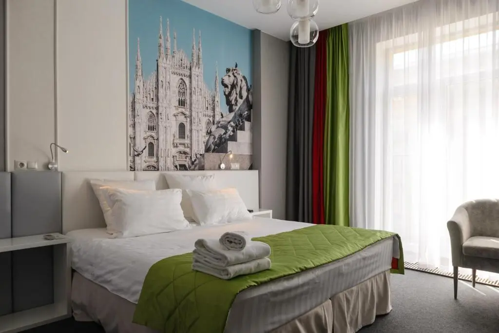 Новосибирск: Меблированные комнаты Apartello на Советской