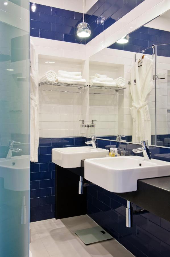 Новосибирск: Меблированные комнаты Apartello на Советской