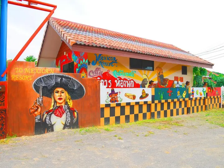Лампанг: Mexican Resort Lampang