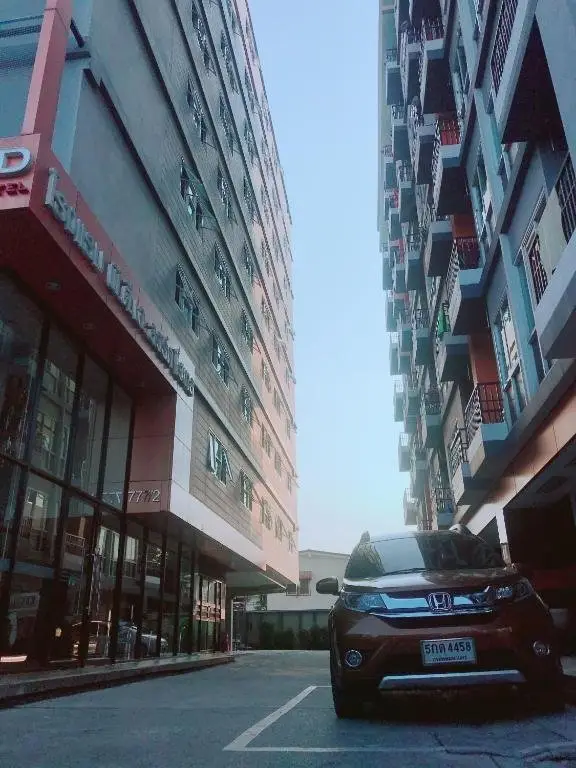 Бангкок: PDA Lord Hotel