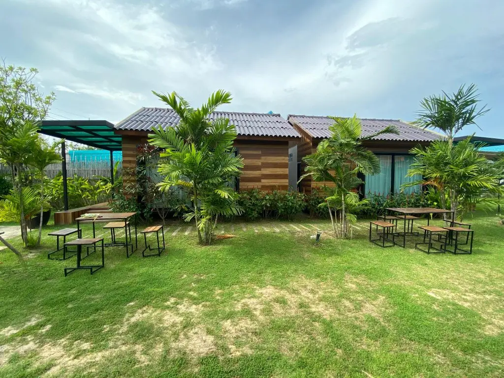 Районг: This Phe Resort