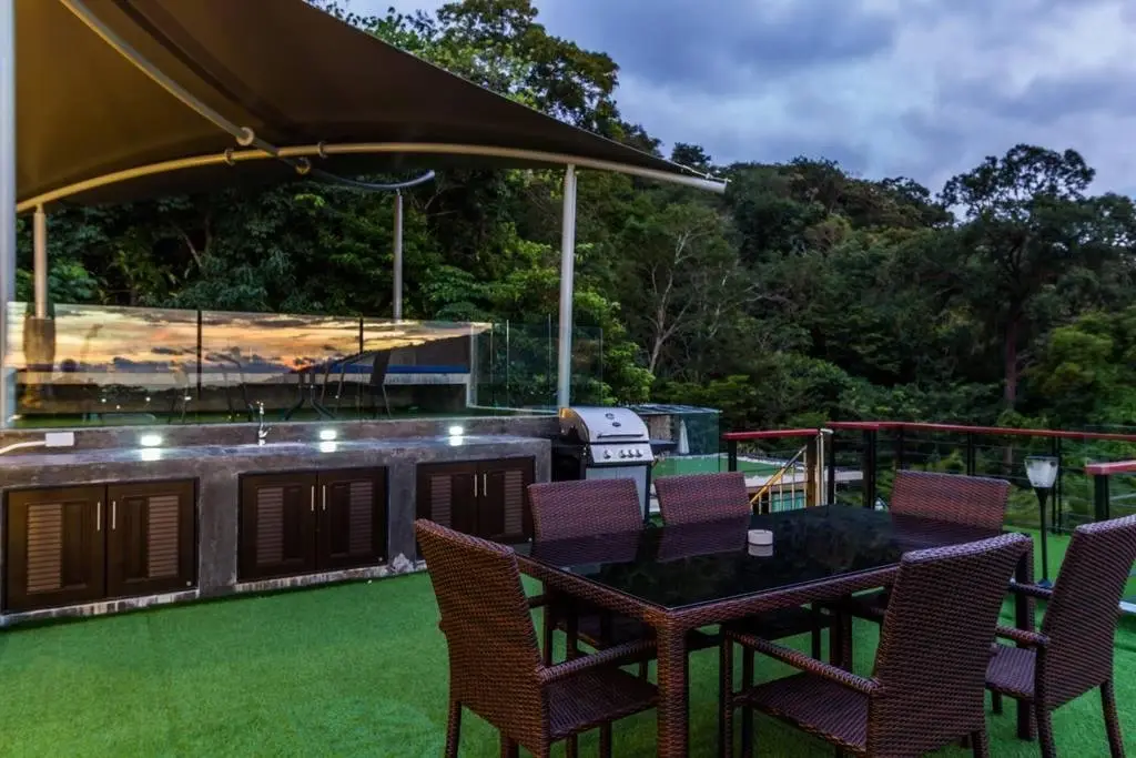 Кату: Kamala Seaview villa pool & rooftop jacuzzi